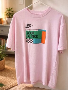 Nike Men's Light Pink Tour De Nike Graphic Long Sleeve Tee